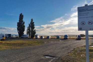 Van Life à Lake Clearwater, Nouvelle Zélande - Van Spot: Lake Camp – Overnight Campervan Parking