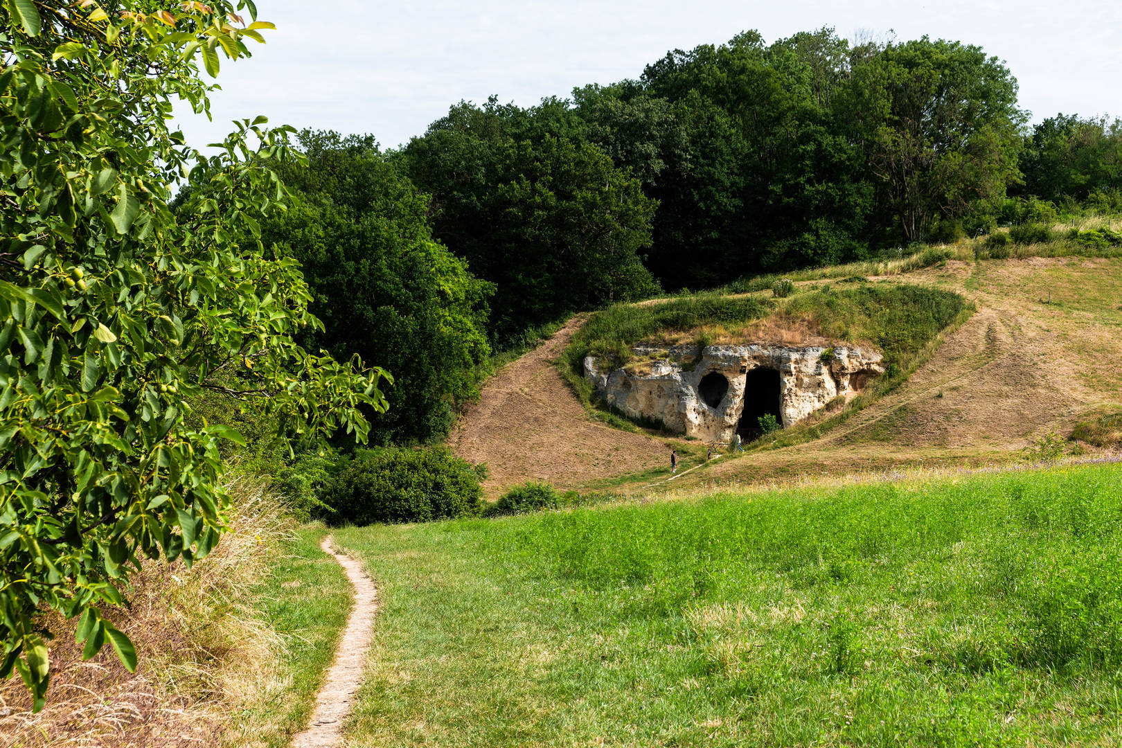 Passerelle de Caster et Montagne Saint Pierre